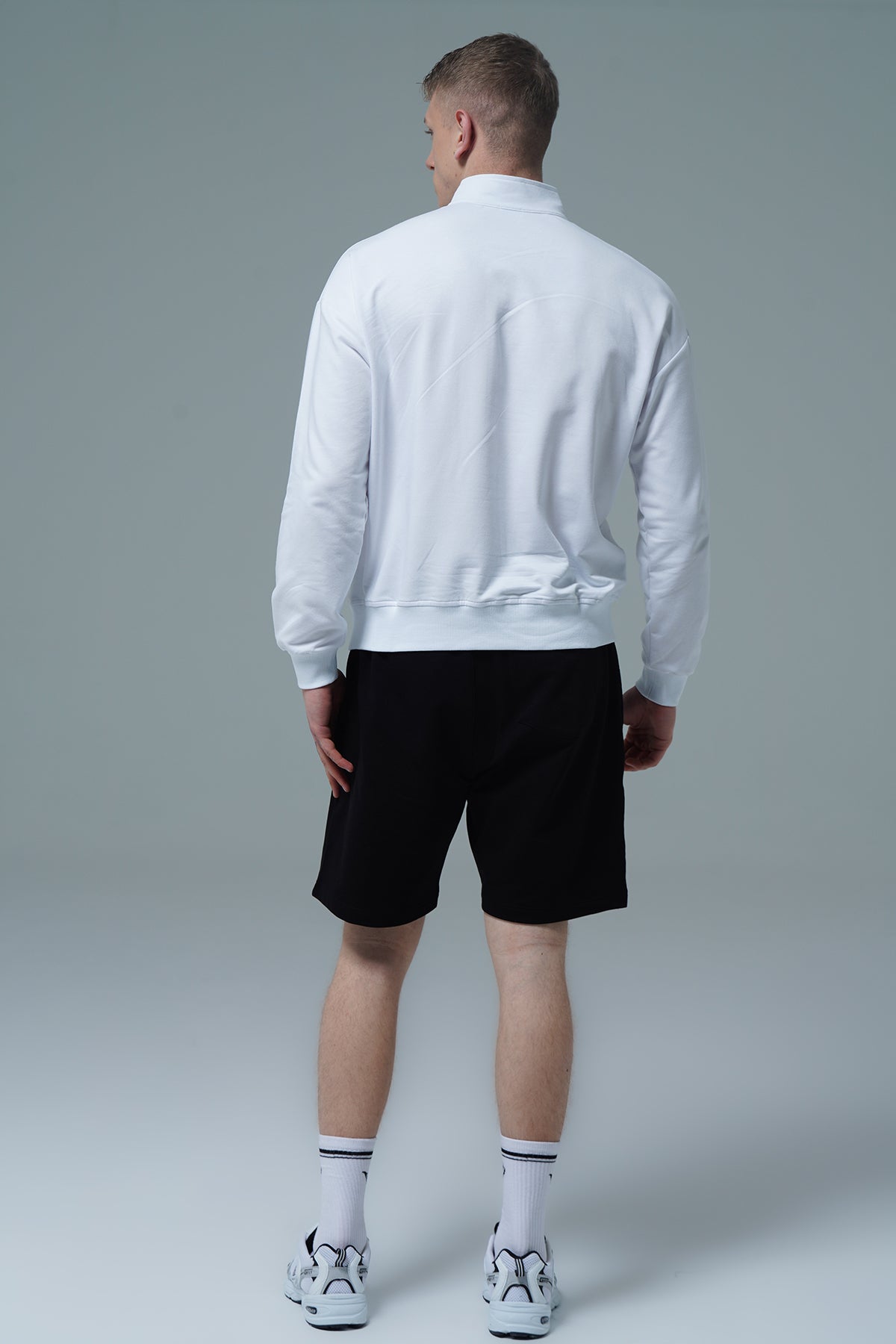 Daily Core - Beyaz Yarım Fermuarlı Pamuklu Erkek Oversize Sweatshirt