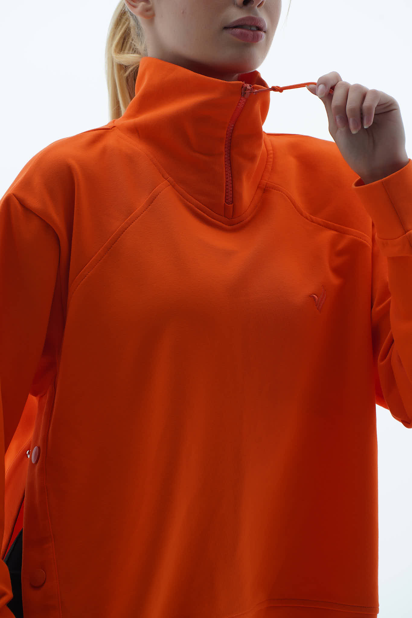 Daily Core - Turuncu Oversize Yarım Fermuarlı Crop Sweatshirt