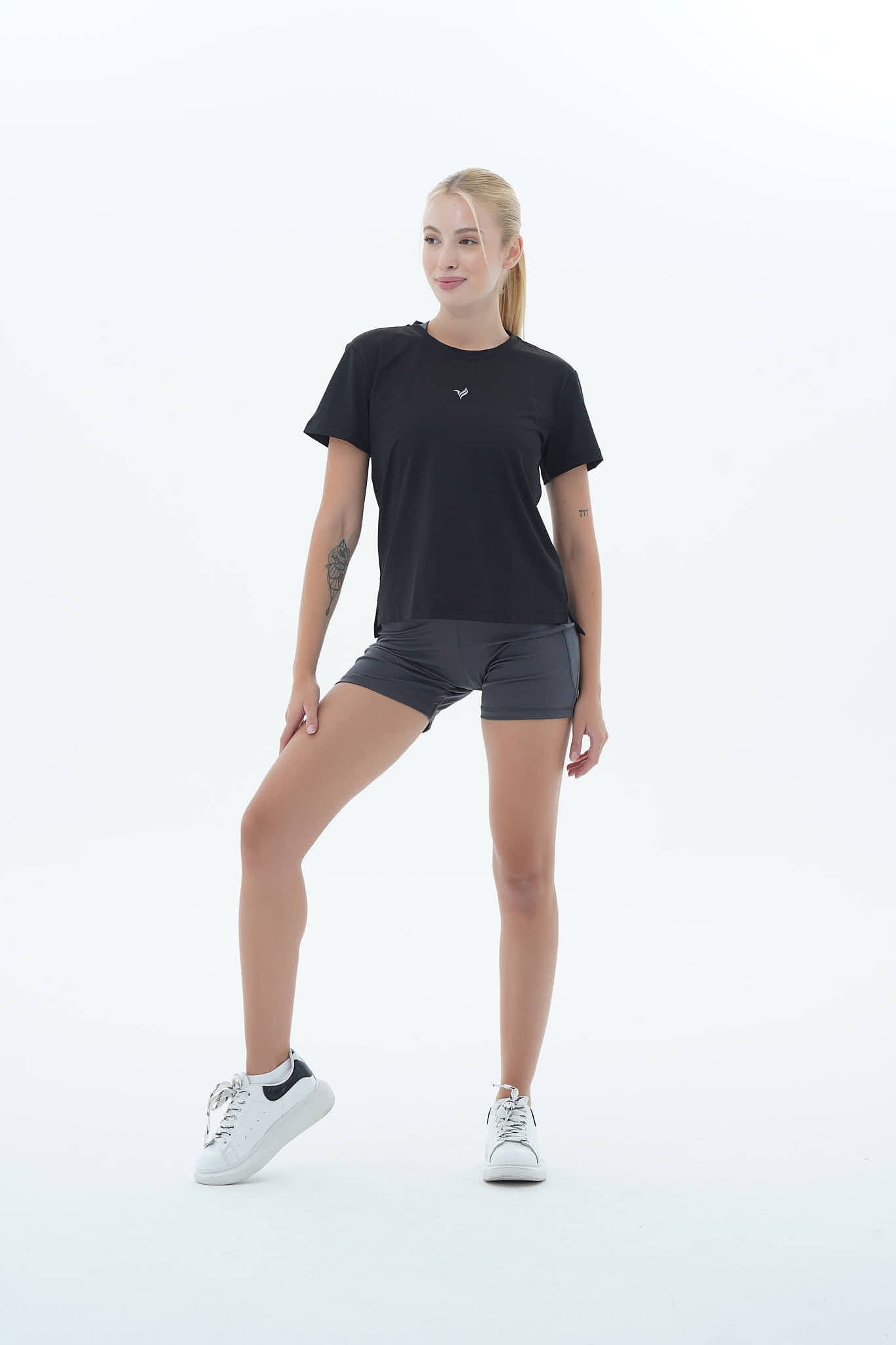 Flex Air - Siyah Rahat Kesim Kısa Kollu Kadın Spor Tişörtü