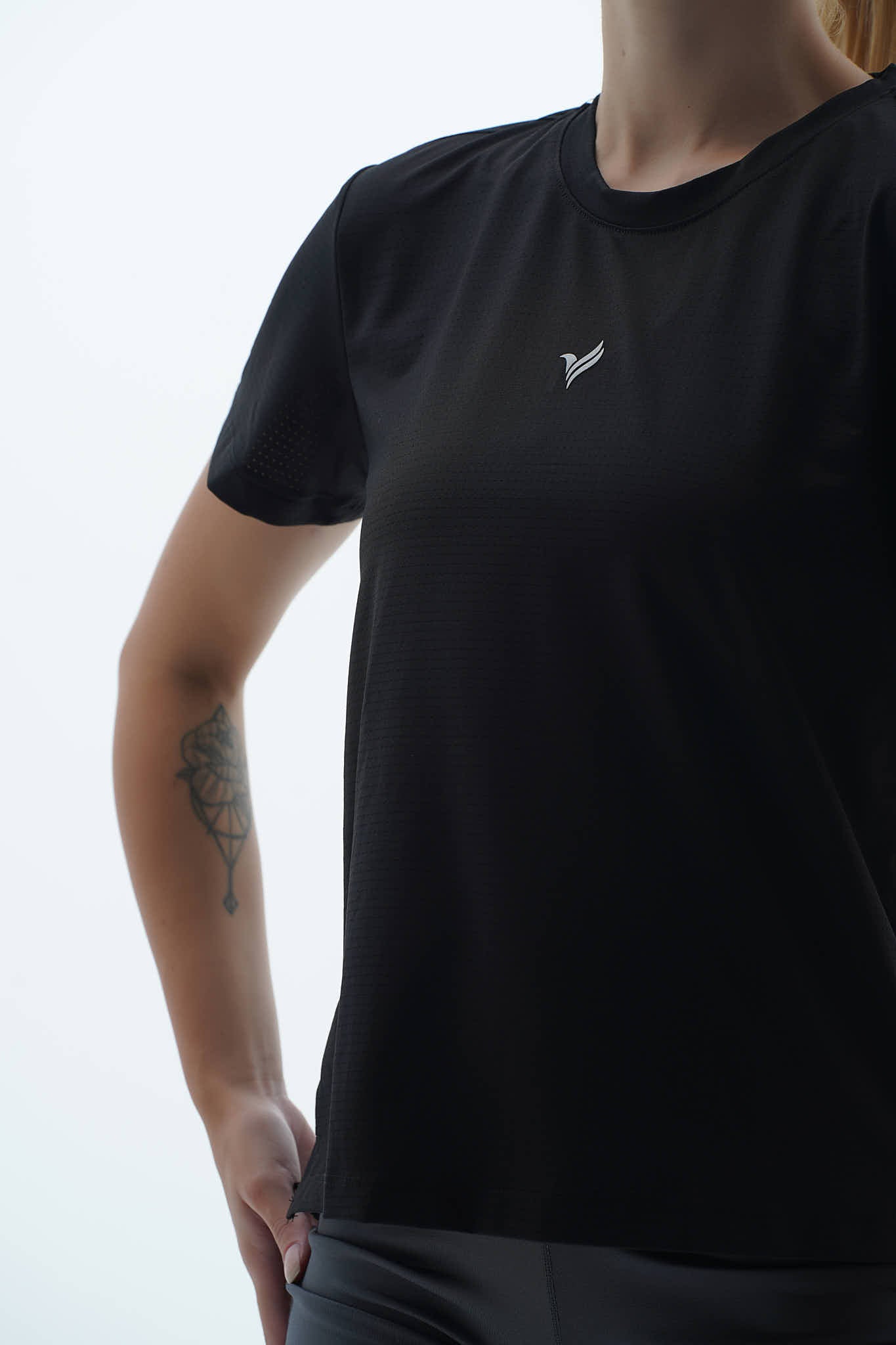 Flex Air - Siyah Rahat Kesim Kısa Kollu Kadın Spor Tişörtü