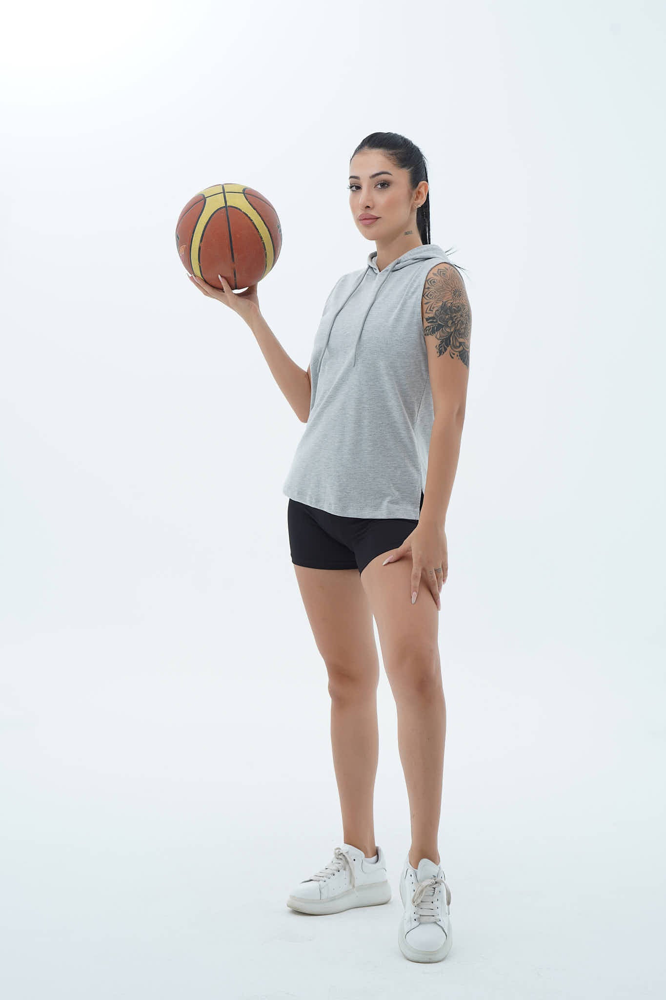 Pure Comfort - Gri Rahat Kesim Pamuklu Kapüşonlu Kadın Spor Atleti