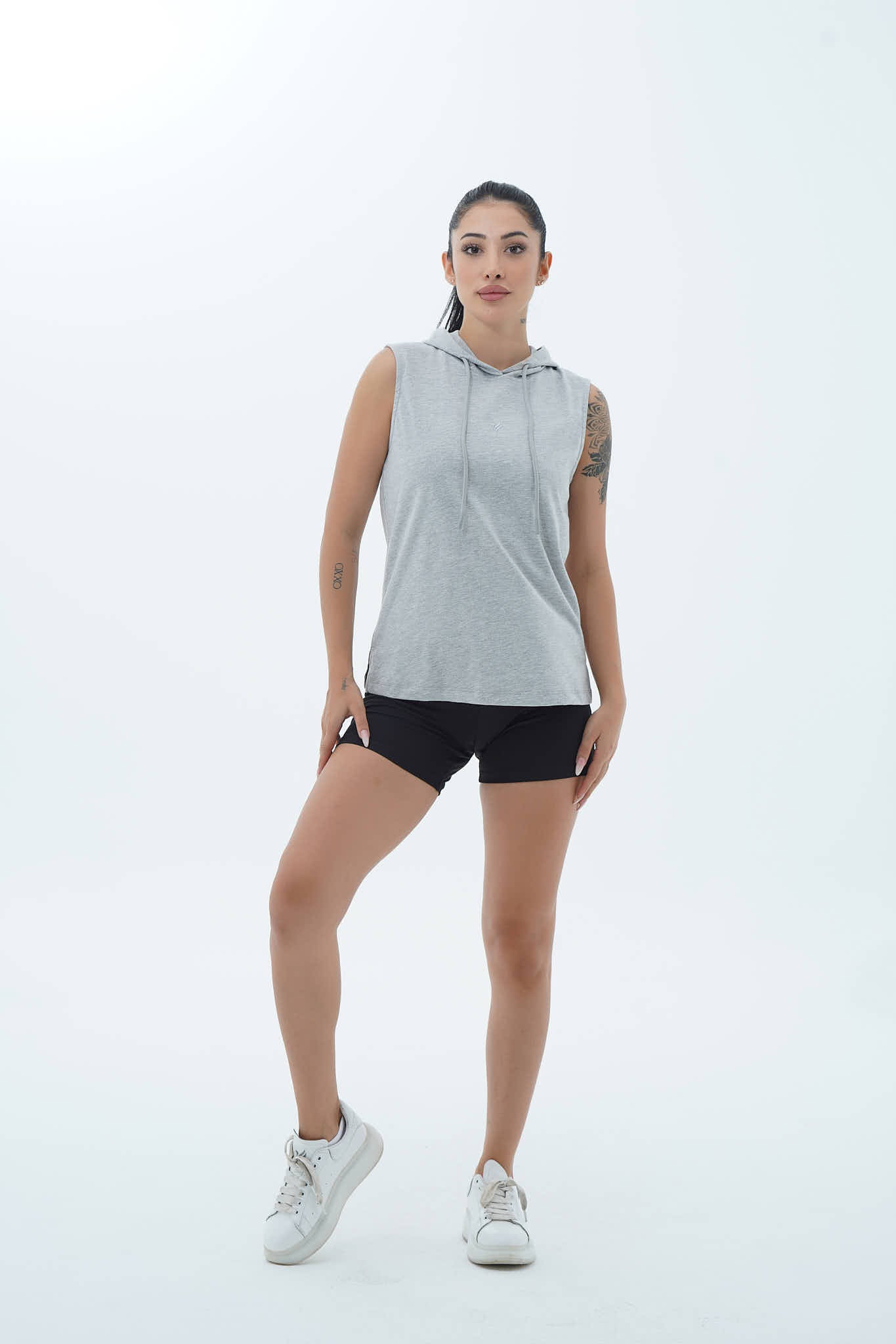 Pure Comfort - Gri Rahat Kesim Pamuklu Kapüşonlu Kadın Spor Atleti