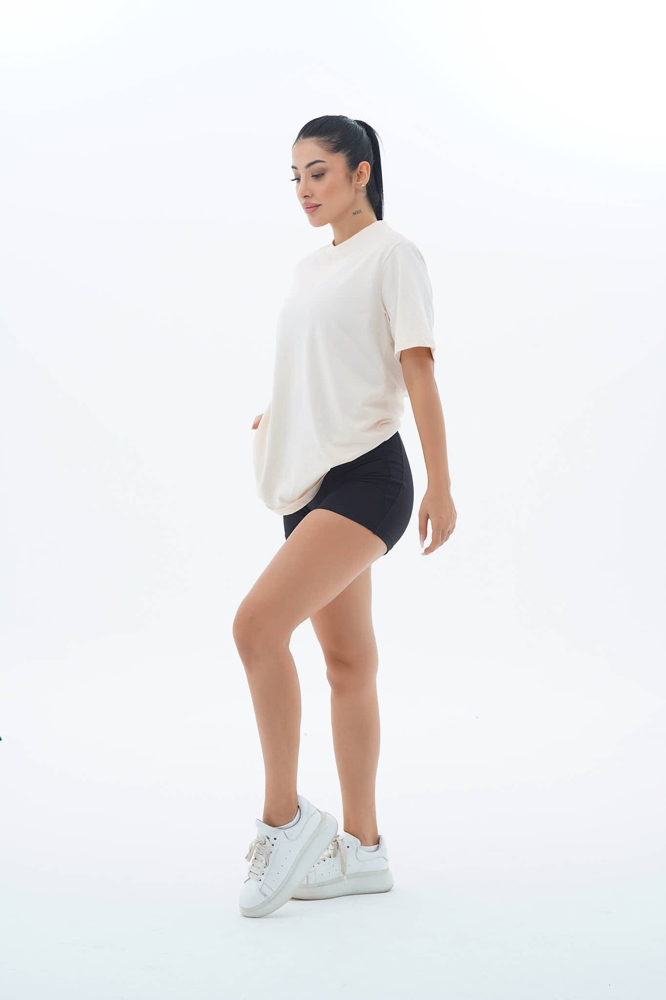 Pure Comfort - Bej Rahat Kesim %100 Pamuklu Kadın Tişörtü