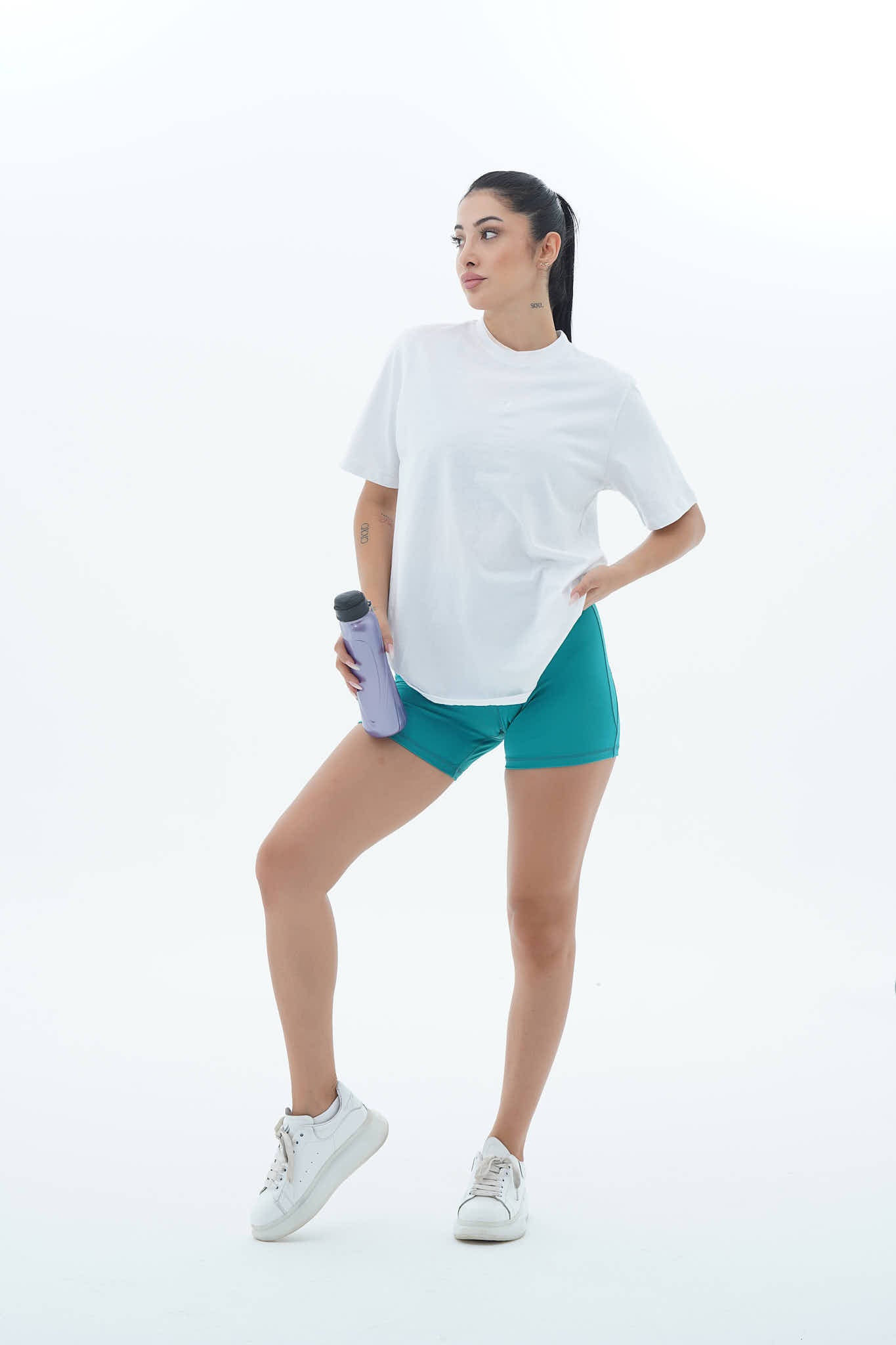 Pure Comfort - Beyaz Rahat Kesim %100 Pamuklu Kadın Tişörtü