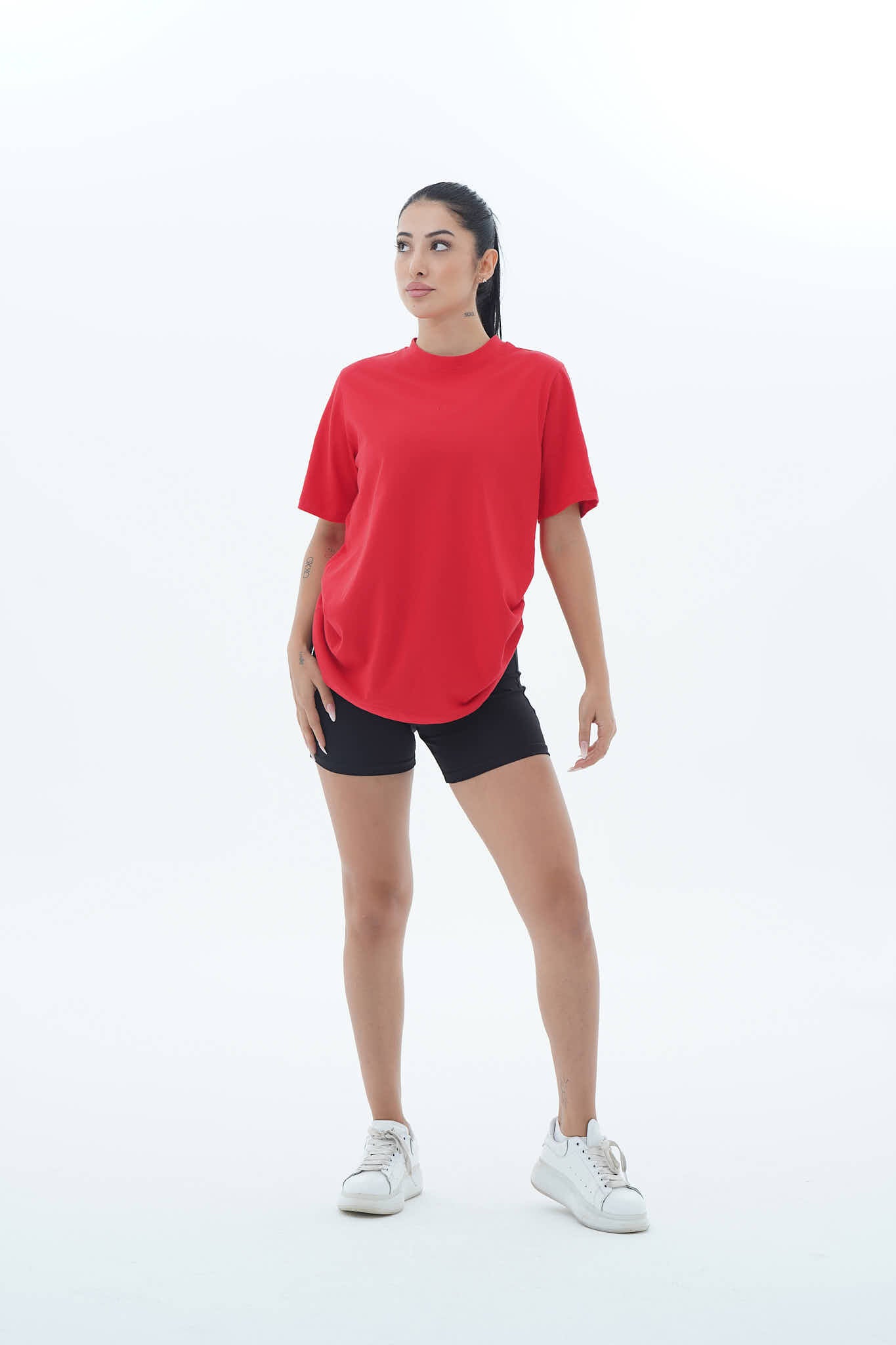 Pure Comfort - Kırmızı Rahat Kesim %100 Pamuklu Kadın Tişörtü