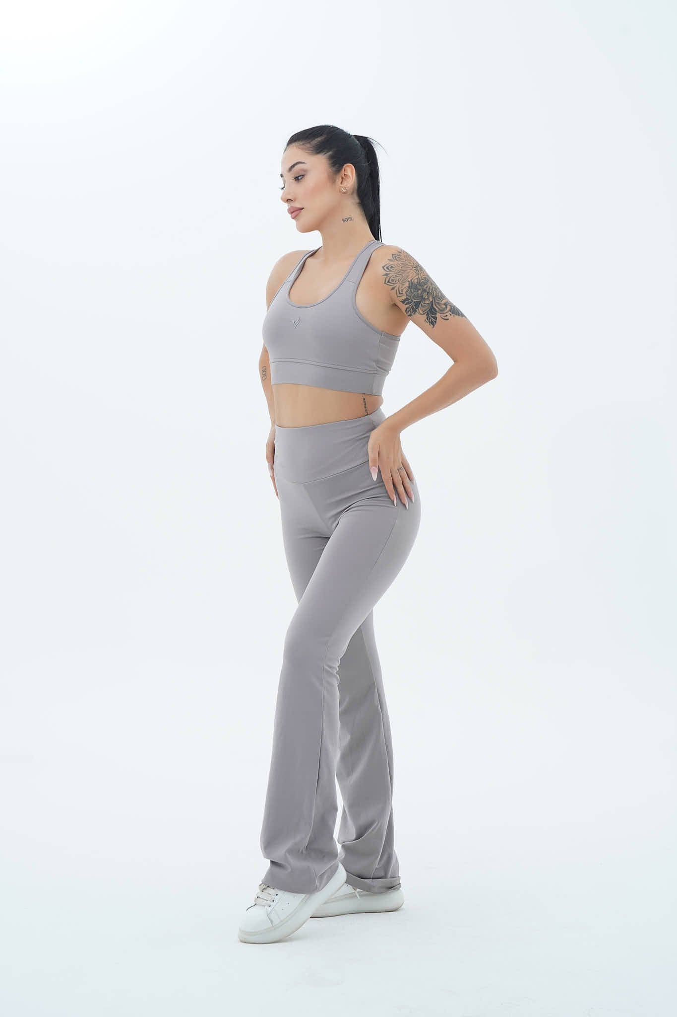 Aero Motion - Gri Yüksek Bel Push-Up Toparlayıcı İspanyol Paça Tayt
