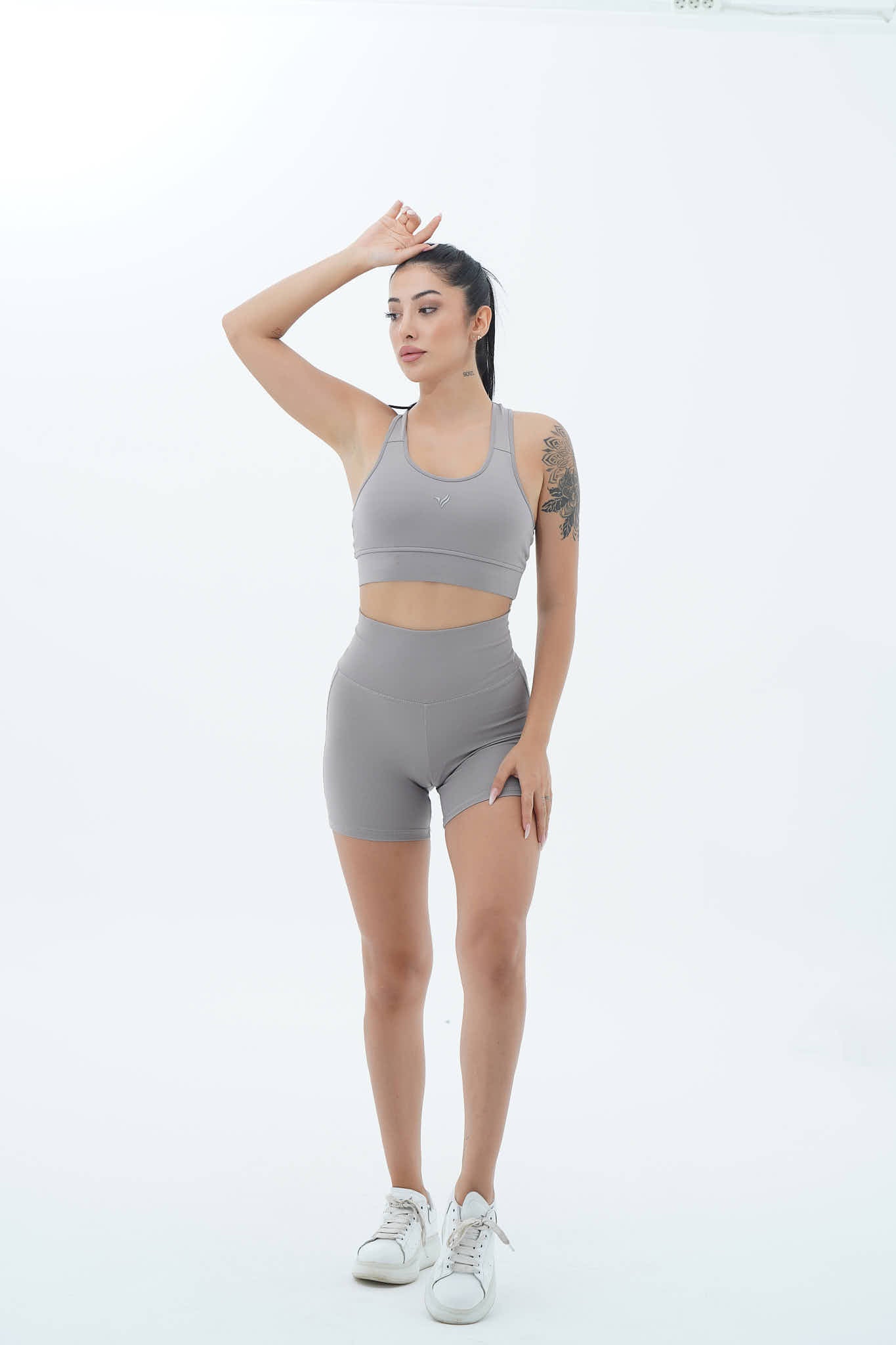 Aero Motion - Gri Yüksek Bel Push-Up Toparlayıcı Şort Tayt